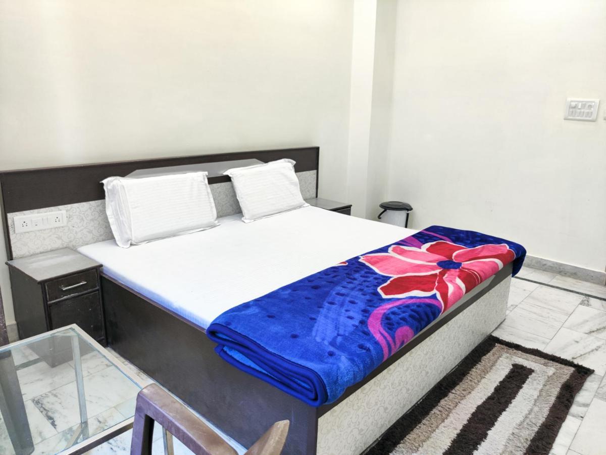 Hotel Orange Classic Rishīkesh Quarto foto